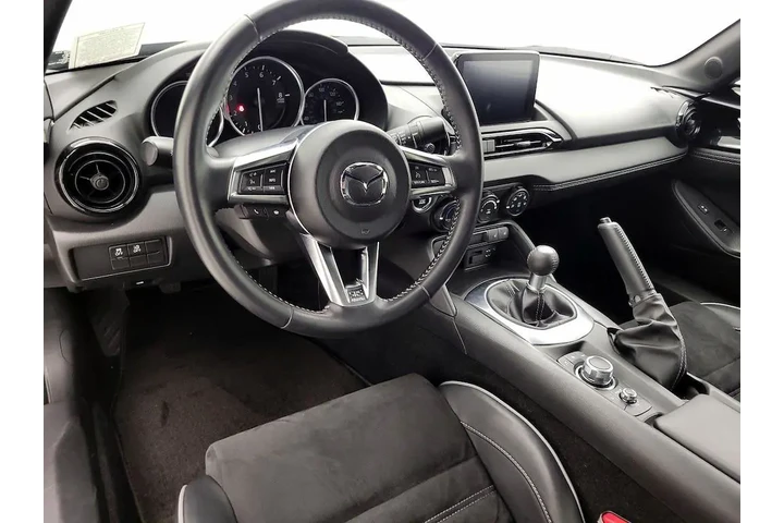 $28998 : Mazda MX-5 Miata 2023 Club 2 image 9