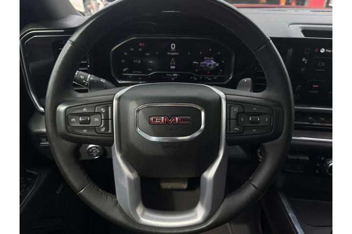 2024 GMC Sierra 1500 SLT Crew image 10