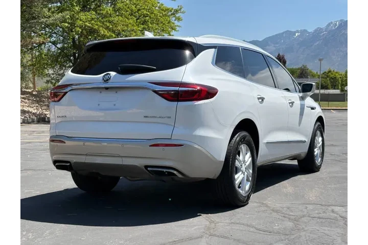 $11900 : 2018 Enclave Essence image 5