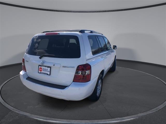 $5200 : PRE-OWNED 2005 TOYOTA HIGHLAN image 8