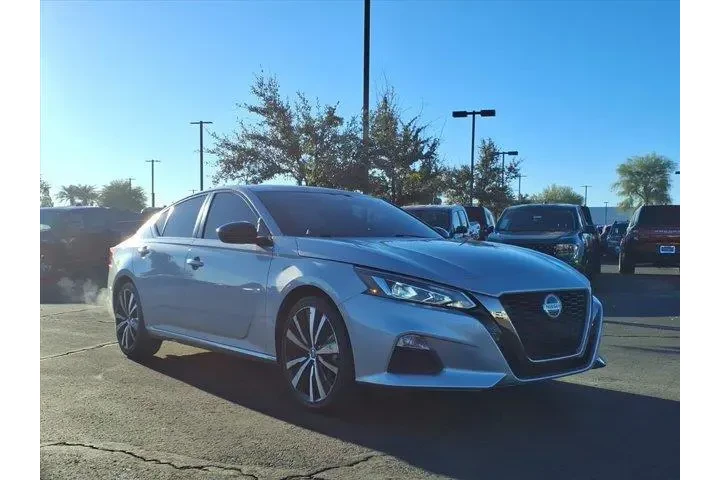 $18663 : Nissan Altima 2021 2.5 SR 4d image 8