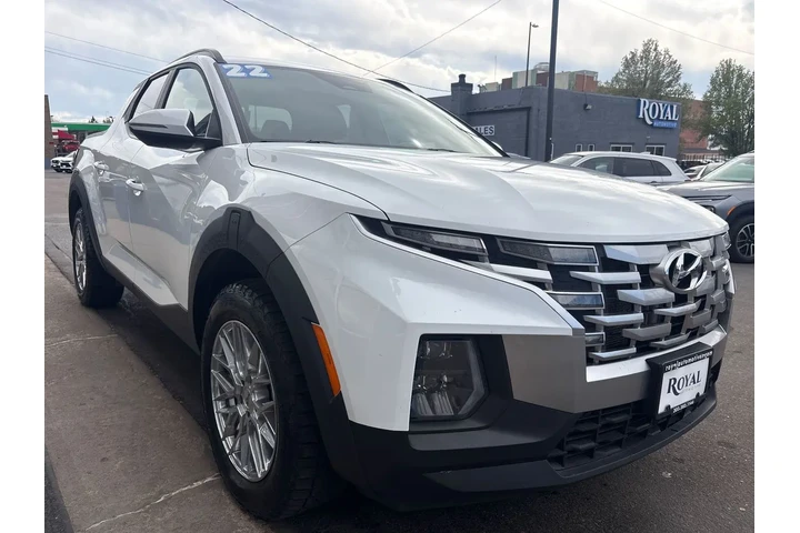 $30995 : 2022 Santa Cruz SEL Premium image 2