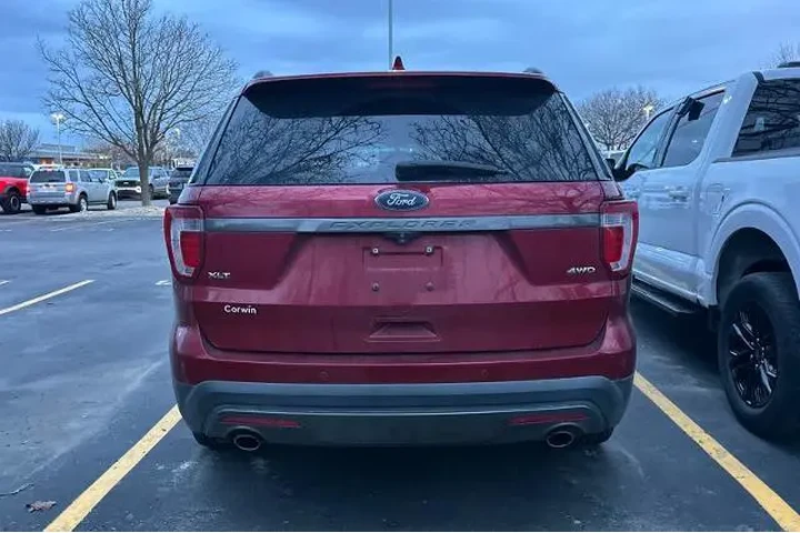 $15995 : Ford Explorer 2017 AWD XLT 4 image 4