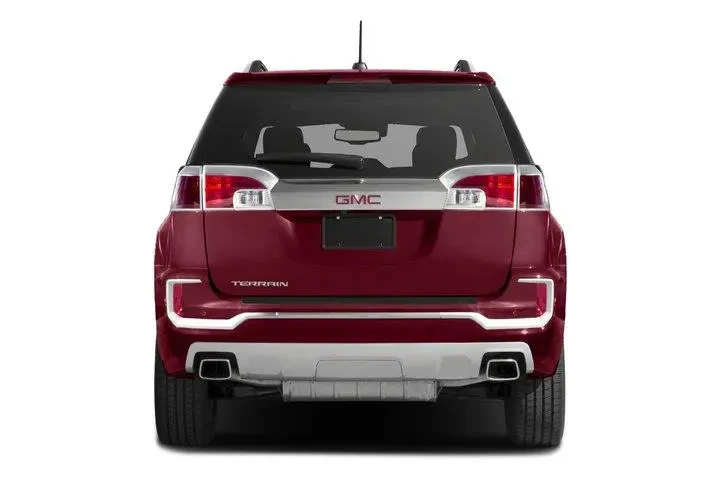 $5590 : GMC Terrain 2017 AWD Denali image 8