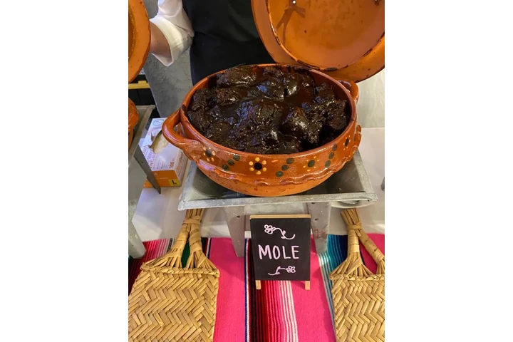 LAS TIAS CATERING image 2