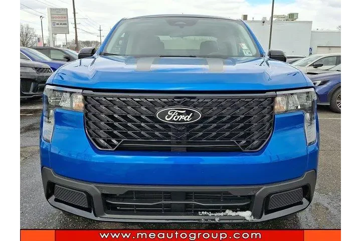 $31992 : Ford Maverick 2025 AWD XLT 4 image 8