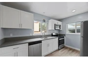 $1950 : 2 BEDROOM APT IN CARSON thumbnail