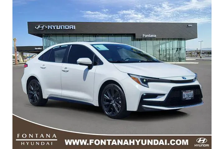 $25695 : Toyota Corolla Hybrid 2024 S image 1