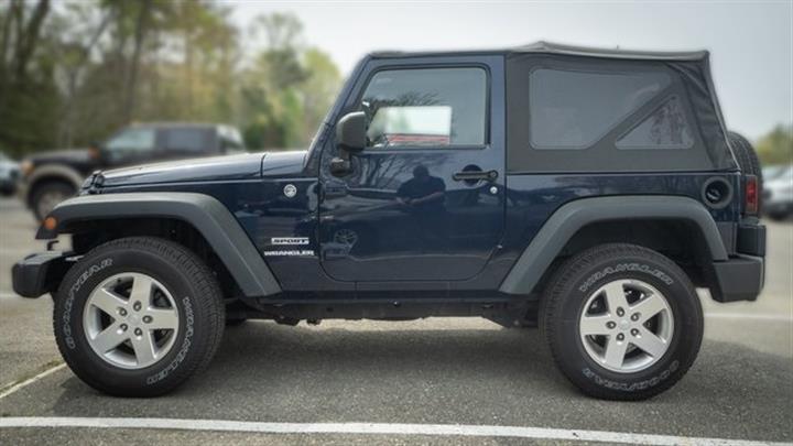 $20998 : PRE-OWNED 2013 JEEP WRANGLER image 7