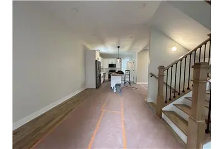 $4500 : Rental property with 3 bedro image 2