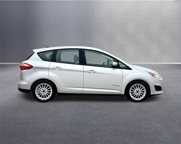 $16577 : 2014 C-Max Hybrid SE image 9