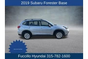 $17000 : Subaru Forester 2019 AWD Bas thumbnail