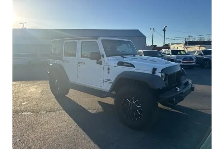 $20349 : Jeep Wrangler JK Unlimited 2 image 5