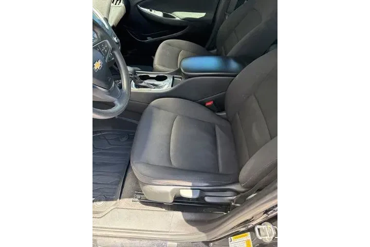 $15000 : Chevrolet Malibu 2021 LS 4dr image 5