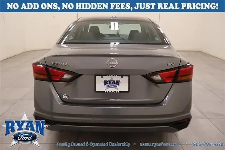 Nissan Altima 2024 2.5 SV 4d image 3