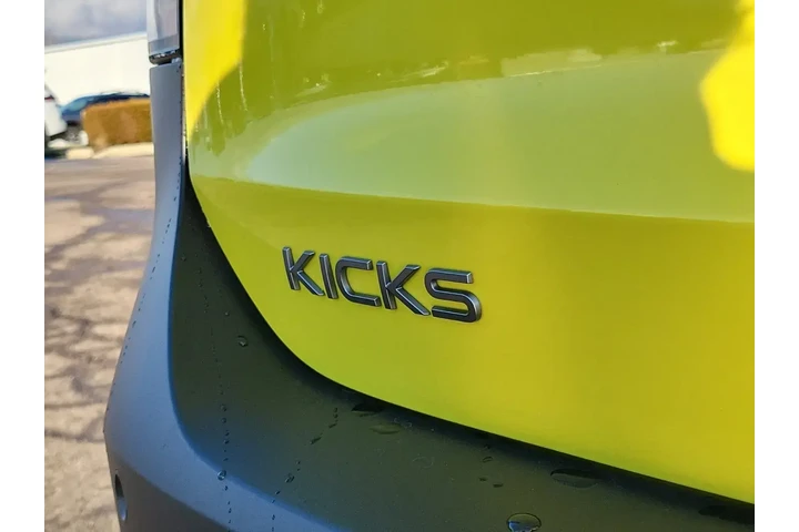 $30995 : Nissan Kicks 2025 SR 4dr Cro image 6