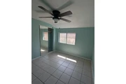 $755 : Cuarto en WHITTIER $755 thumbnail