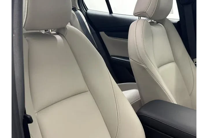 $24500 : Mazda Mazda3 Sedan 2025 2.5 image 9