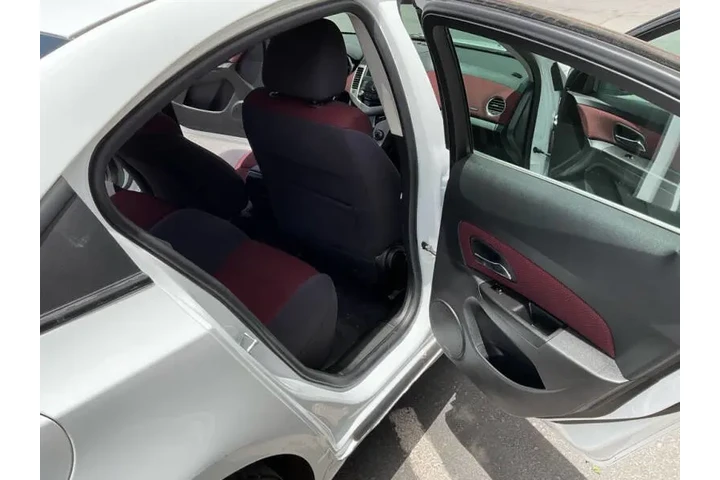 2014 Cruze 1LT Auto image 6