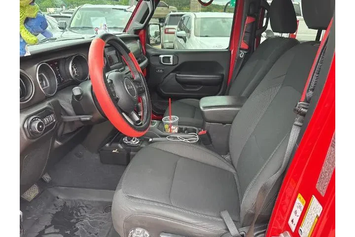 $23874 : Jeep Wrangler Unlimited 2020 image 9