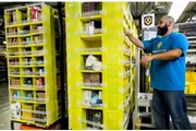 Trabajos en bodega de jugetes en Los Angeles