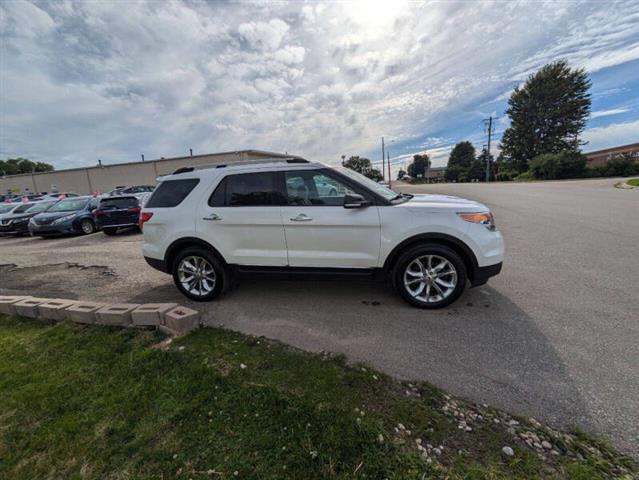 $12900 : 2015 Explorer XLT image 8