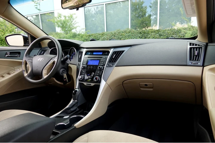 $7995 : 2013 Sonata GLS image 7