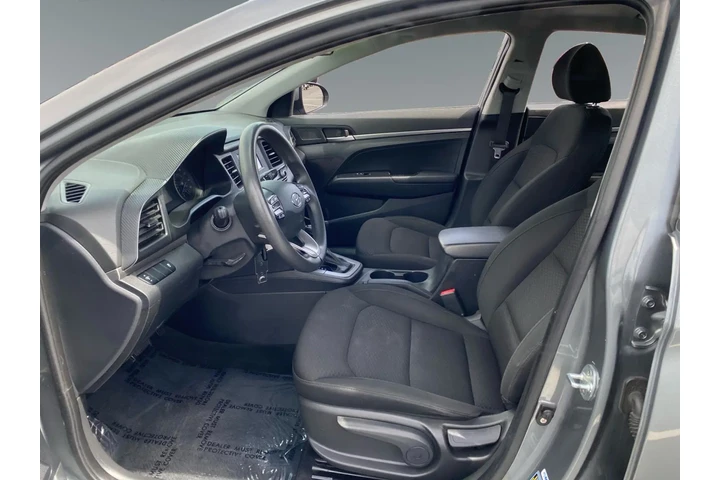 $22407 : Hyundai ELANTRA 2019 image 9