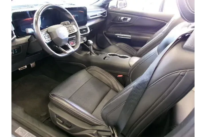 $37295 : Ford Mustang 2025 EcoBoost 2 image 7