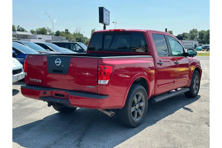 2012 NISSAN TITAN CREW CAB SV image 9