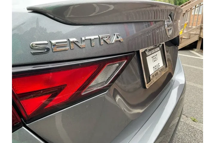 $13485 : Nissan Sentra 2020 SR 4dr Se image 9