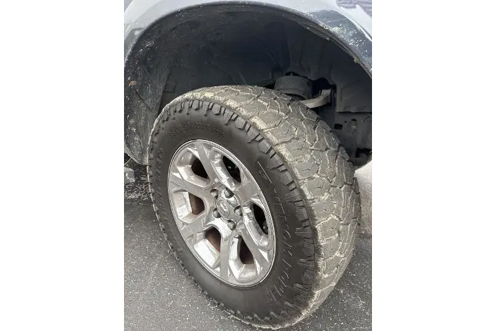 $16600 : Ram 1500 2013 4x4 Laramie 4d image 3