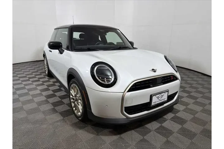 $31493 : MINI Hardtop 2 Door 2025 Coo image 2