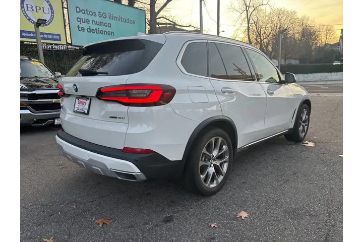 $31499 : 2022 BMW X5 xDrive40i image 7