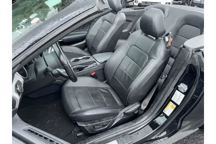 $26622 : Ford Mustang 2022 EcoBoost P image 5