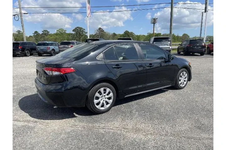 $14481 : Toyota Corolla 2021 LE 4dr S image 2