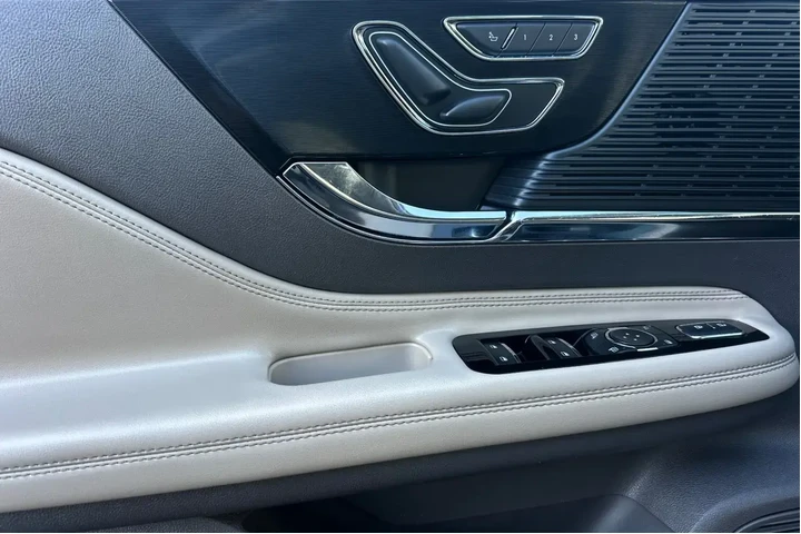 $25900 : Lincoln Corsair 2022 Standar image 10