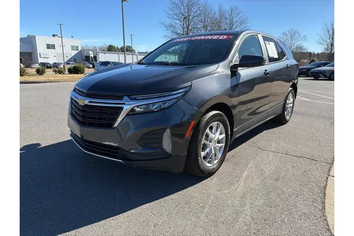 $20192 : Chevrolet Equinox 2023 LT 4d image 3