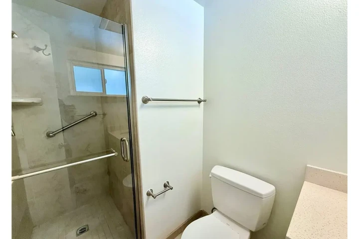 $2500 : Newly Remolded 3Bed2Bath in LA image 10