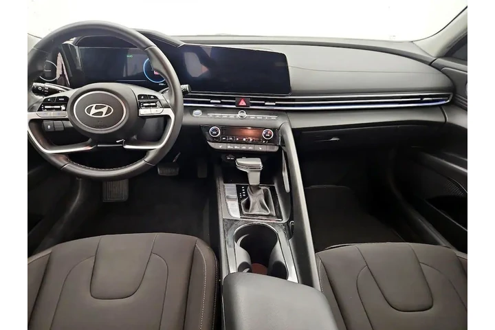 $20998 : Hyundai ELANTRA 2024 SEL 4dr image 9