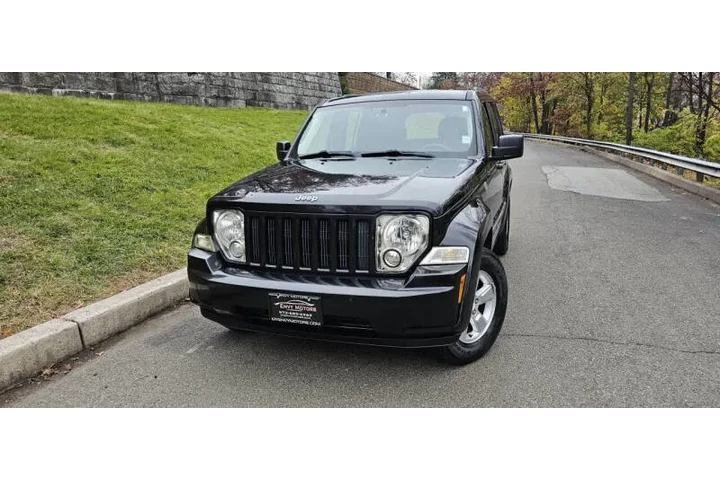 $6395 : 2012 Liberty Latitude image 8