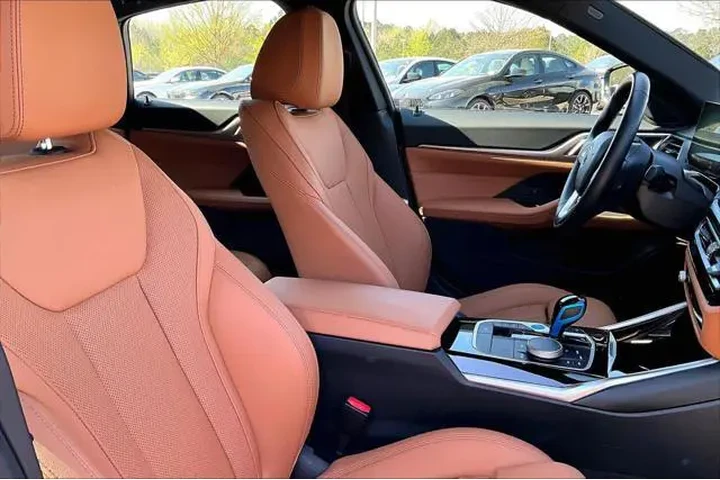 $31755 : BMW i4 2023 eDrive35 Gran Co image 8