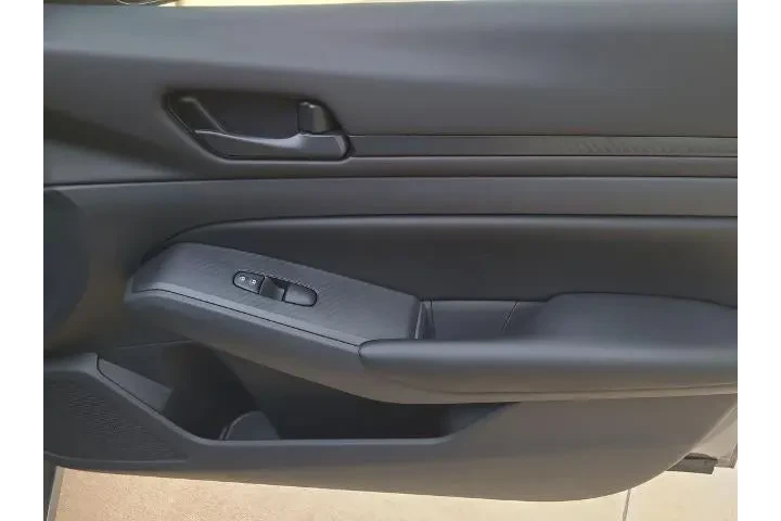 $25200 : Nissan Altima 2025 2.5 S 4dr image 8