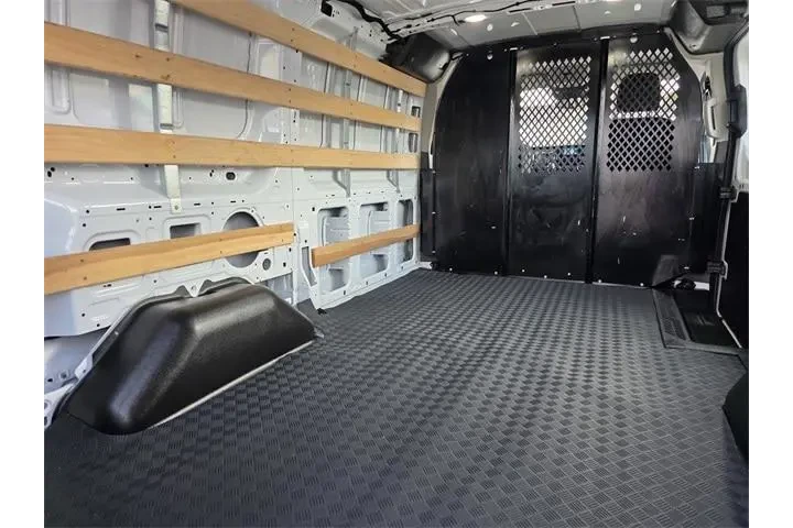 $33995 : Ford Transit 2024 250 3dr SW image 10