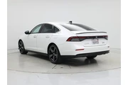 $28998 : Honda Accord Hybrid 2023 Spo thumbnail