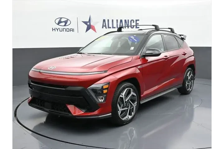 $29928 : Hyundai KONA 2025 N Line 4dr image 1