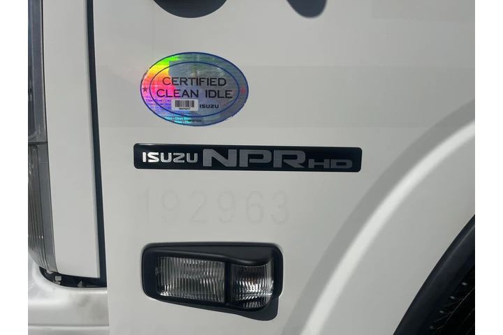 $14500 : 2018 Isuzu NPR image 1