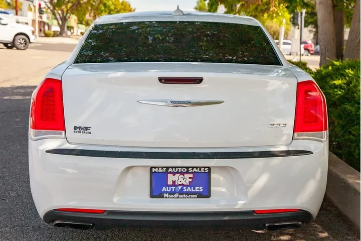 2016 300 Limited image 6