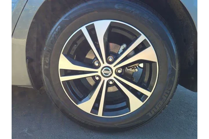 $17995 : Nissan Sentra 2022 SV 4dr Se image 6