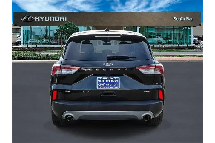 $16495 : Ford Escape Plug-In Hybrid 2 image 5